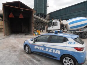 Polizia di Stato di Reggio Calabria: Sequestrati beni per un valore di circa 3.500.000 milioni di euro ad una società attiva nel settore del calcestruzzo